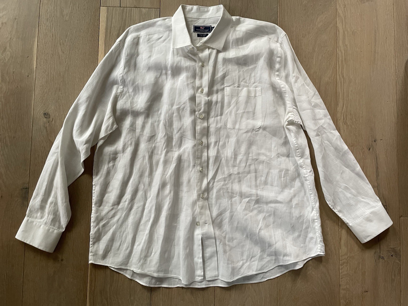 Vineyard vines 100% linen white button up shirt - size XXL
