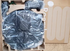 iRobot Roomba 105 Vac Robot Vacuum - NEW Open Box