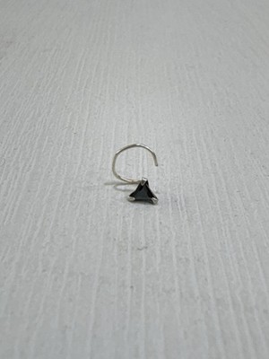 Black Triangle Nasenpiercing Silber Creolen Minimal Geometrischer Nasenstecker