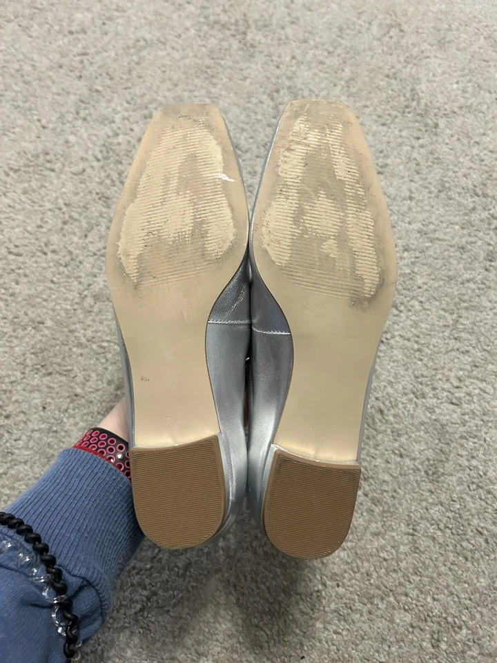 Talbots SUTTON BUCKLE LEATHER FLATS - METALLIC Women's 7.5 - Image 2 of 4