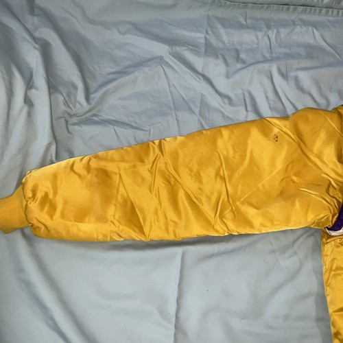 Vintage NBA La Lakers Satin Starter Jacket Sz M Gold USA Rare Vintage 80s 90s - Picture 2 of 13
