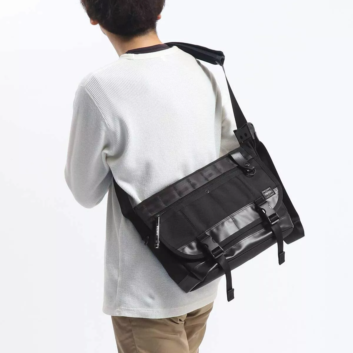 Porter heat deals messenger bag