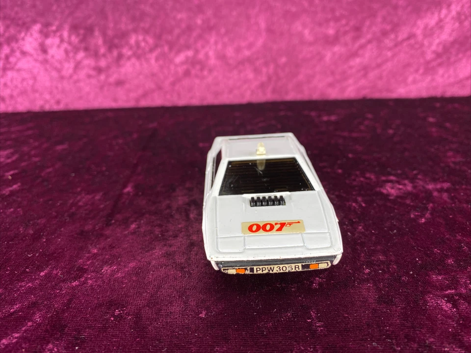 Vintage Corgi 007 Lotus Esprit James Bond Diecast Car Made in Great Britain - Image 3 of 4