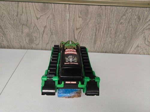 Monster Jam Grave Digger Trax Todo Terreno Control Remoto RC Vehículo Sin Control Remoto - Imagen 10 de 17