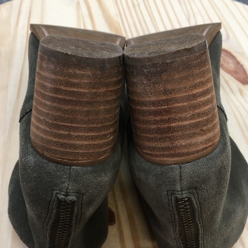 TOMS Boots Womens 8 Leila Ankle Booties Gray Suede Tasseled Back Zip Low Heels - Picture 13 of 18
