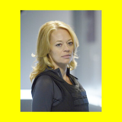 Jeri Ryan - Helix - 8 x10 Photo Printed at a Lab