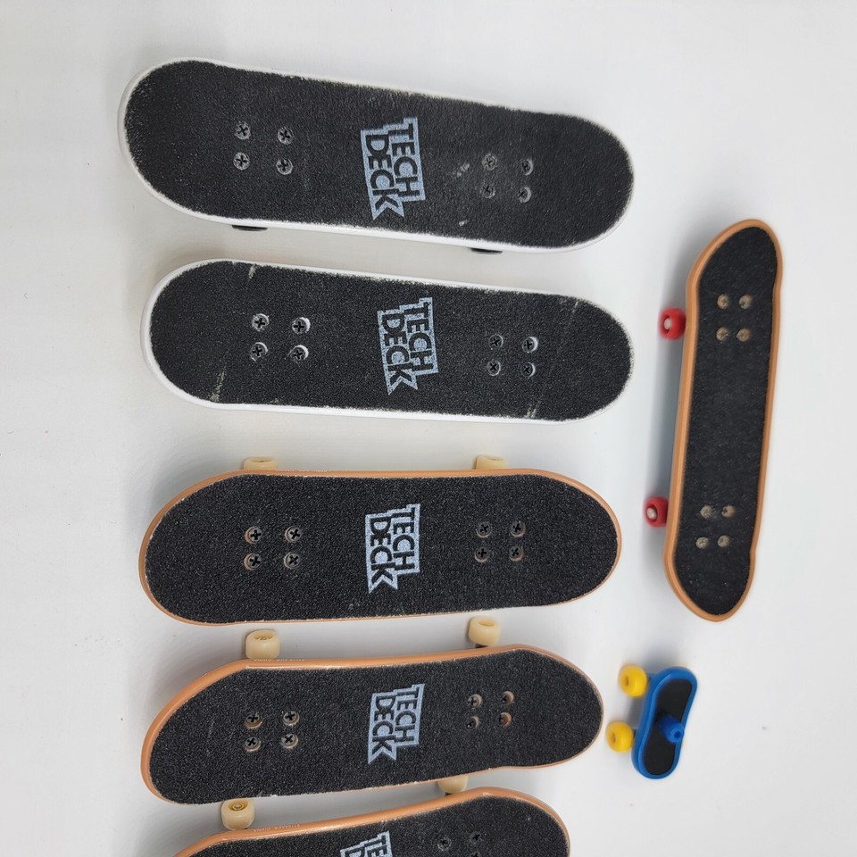 Tech Deck Fingerboard Skateboard Revive Pizza Element Jaguar Black Star