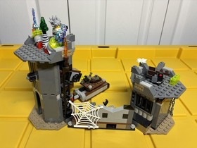 LEGO Monster Fighters 9466 Crazy Scientist & Monster Incomplete