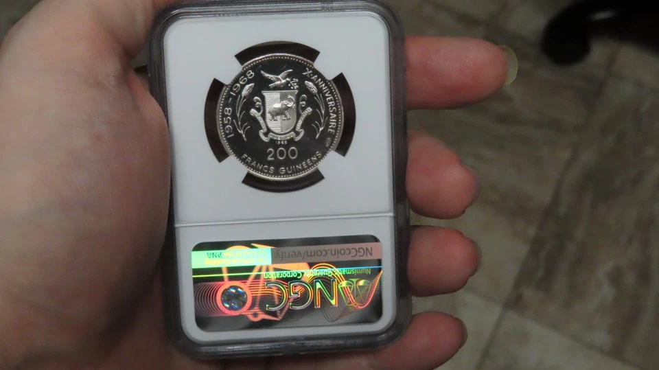 1969 GUINEA 999 SILVER 200 FRANCS ALMANY SAMONY TOURE NGC PF 68 ULTRA CAMEO - Image 4 of 4