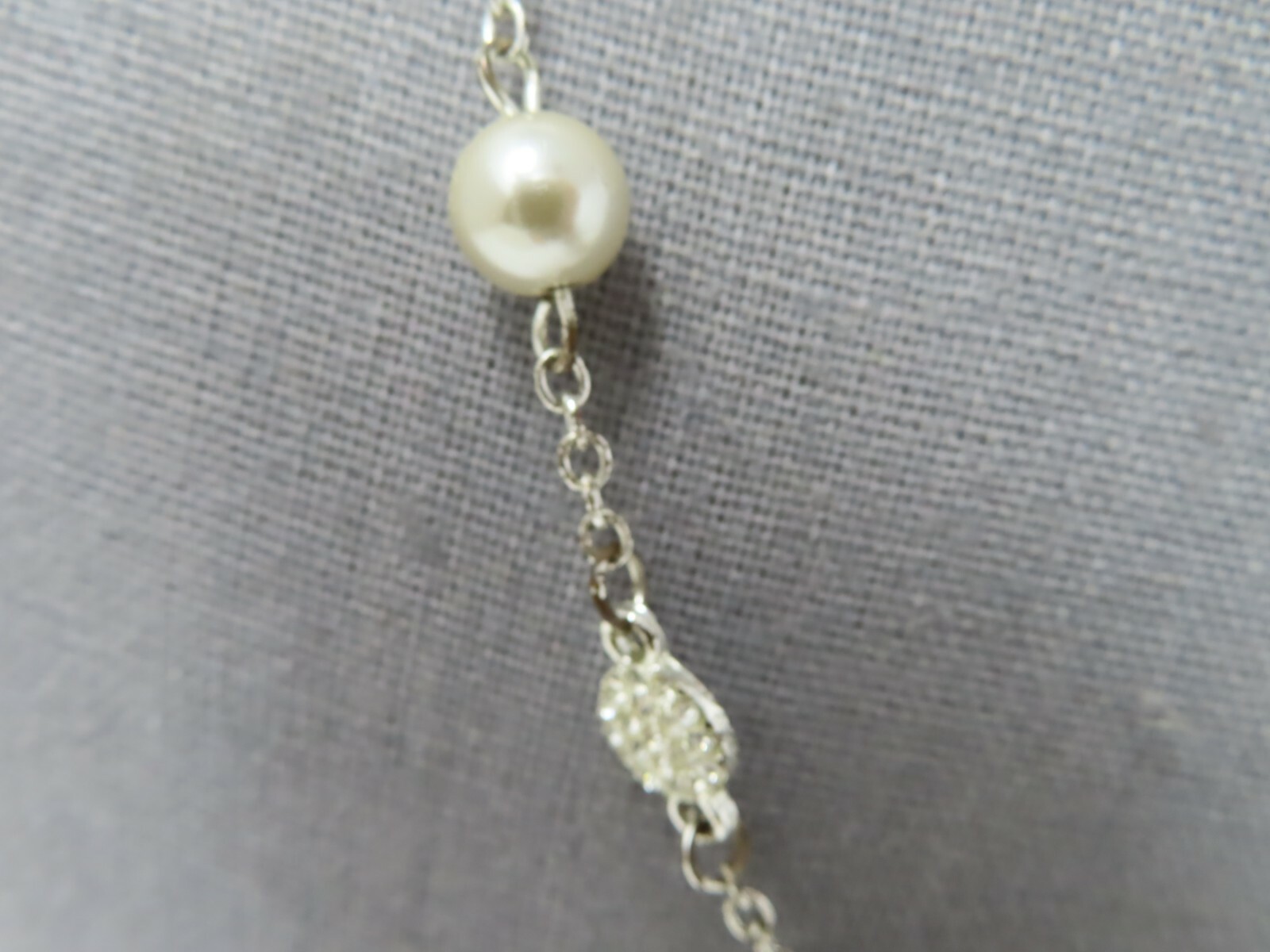 CHAPS Faux Pearl Floating Chain Necklace 19