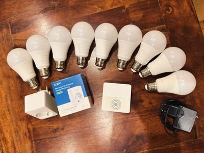 TP-Link Tapo L530E E27 LED Wi Fi Smart Lampen 9x mehrfarbig + H200 + P110 + P100