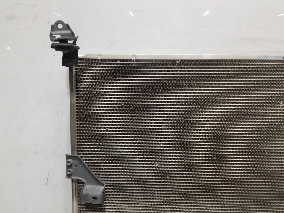 19 2019 TOYOTA 4RUNNER SR5 4.0L AC CONDENSER - Image 3 of 4