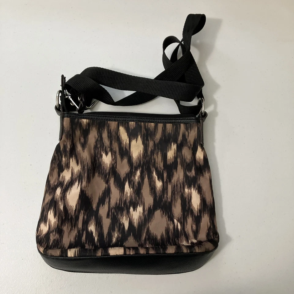 Mujer Dana Buchman Estampado Cartera Bandolera Leopardo Guepardo Nylon Foto 4 de 4