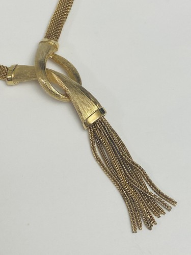 Vintage Gold Tone Mesh Metal Thick Rope Chain Brushed Gold Pendant with Tassel - Picture 3 of 8
