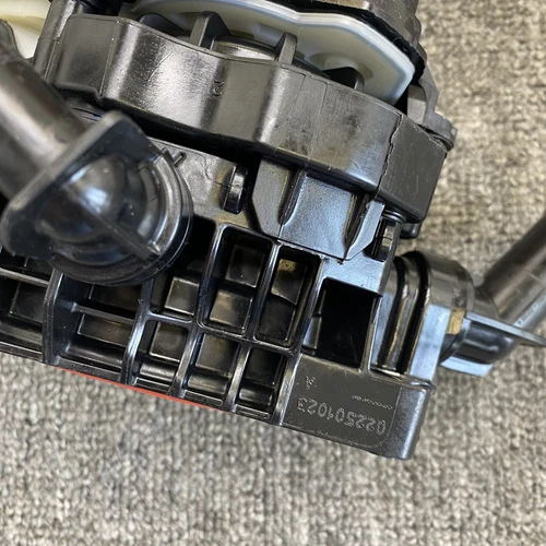 Carcasa de termostato para Hyundai Kona Elantra Sedán 2.0L 25600-2J100 - Imagen 4 de 7