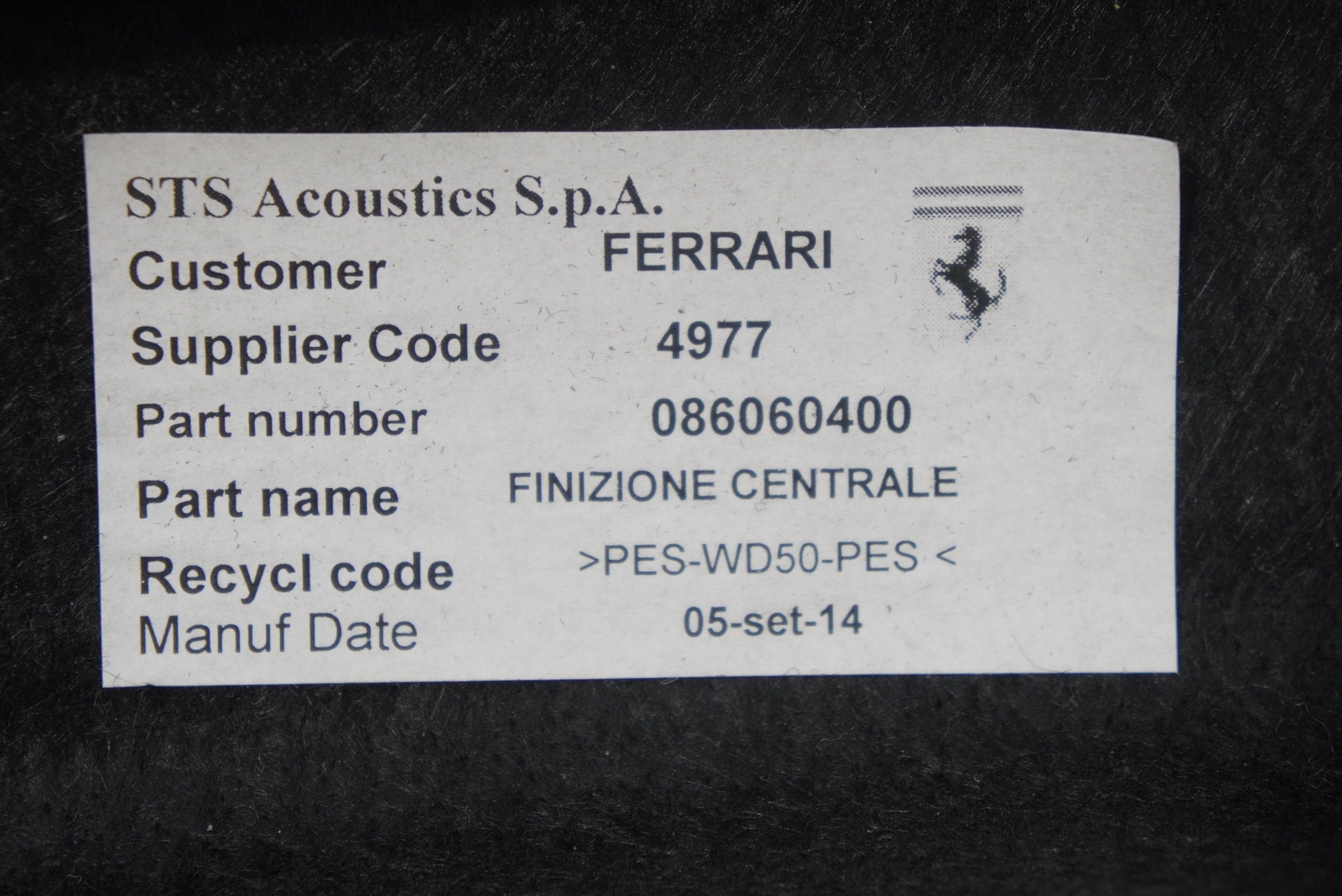 Set Rear Trunk Compartment Carpet Trim Cover Panel 86061600 Ferrari California T
