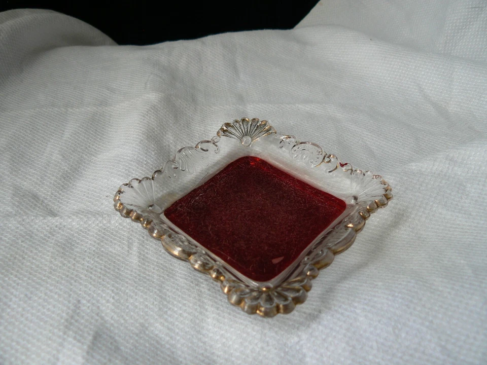 Souvenir Pin tray ruby stain and gold trim Nielson & Jackson, Westmorland   EAPG - Image 2 of 4