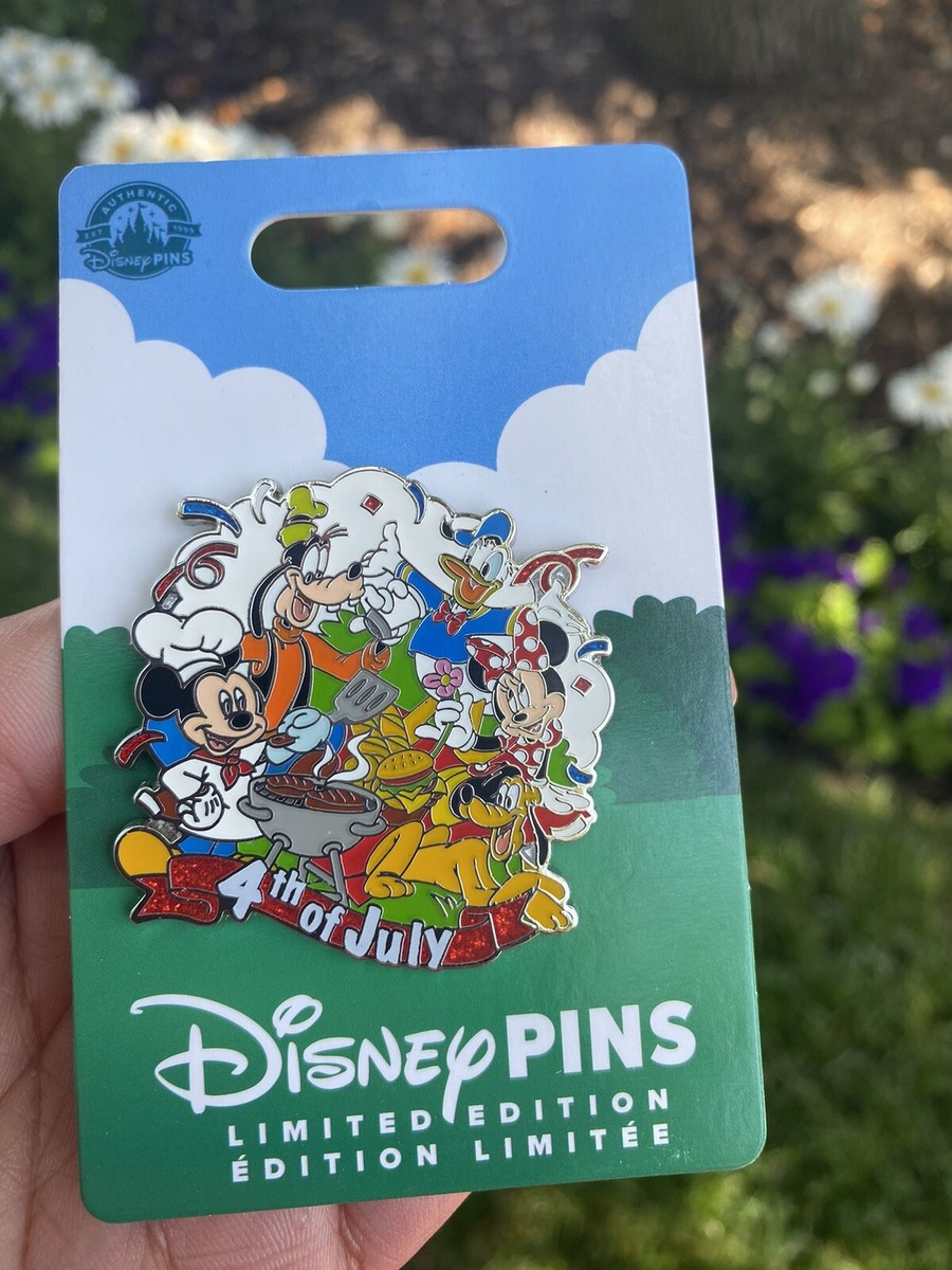 Disney Parks 2023 Mickey Mouse And Friends 4th Of July Pin