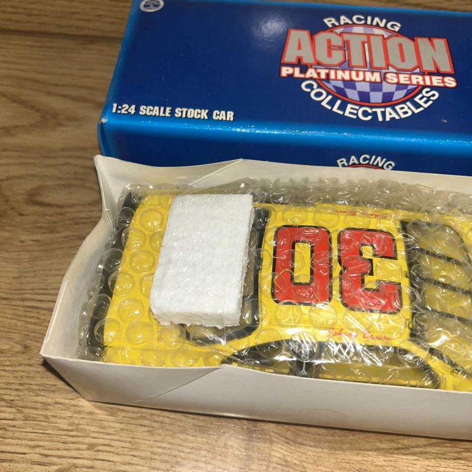 Pontiac Grand Prix 1996 Action Platinum Johnny Benson #30 Pennzoil escala 1:24 Foto 3 de 4