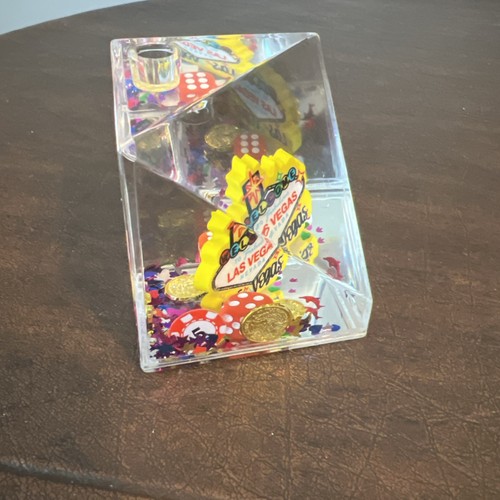 Souvenir Las Vegas Glitter Snow Globe Acrylic Pen Holder / Paperweight - Picture 2 of 6