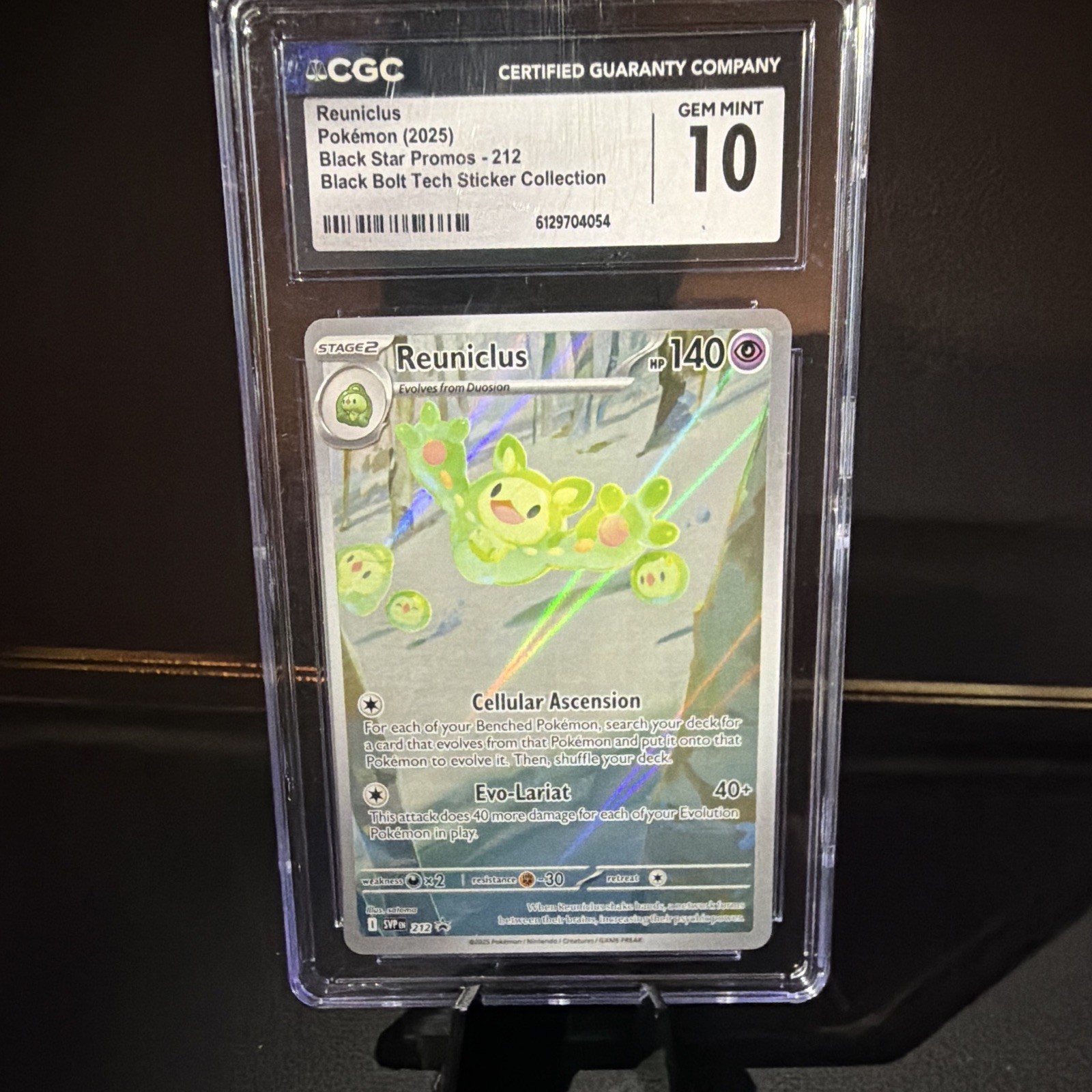 The Pokémon Company Reuniclus 212 Scarlet & Violet Promo Holo EN CGC 10