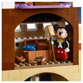 LEGO Disney: The Disney Castle (71040)