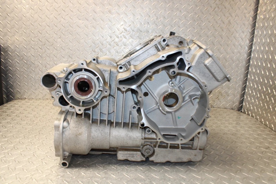 Juego de fundas de motor 21 CF-Moto UForce 1000 izquierda derecha OEM Foto 3 de 4