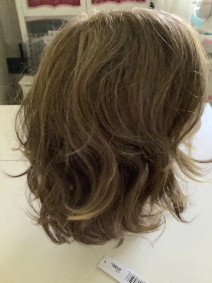 Peluca Tousled Bob de Hairdo Foto 3 de 4