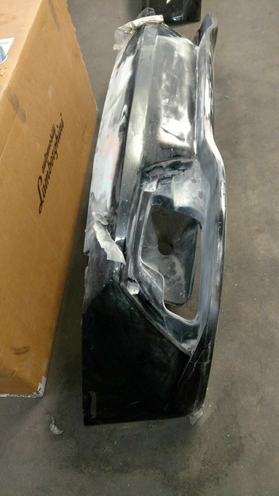 LAMBORGHINI MURCIELAGO LP640 FRONT BUMPER OEM 410807103C 