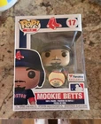 Funko Pop! Vinyl: Mookie Betts - Fanatics (Exclusive) #17 - MLB - Boston Red Sox