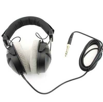 Beyerdynamic DT 770 Pro 80 ohm Closed-back Studio Mixing Headphones US