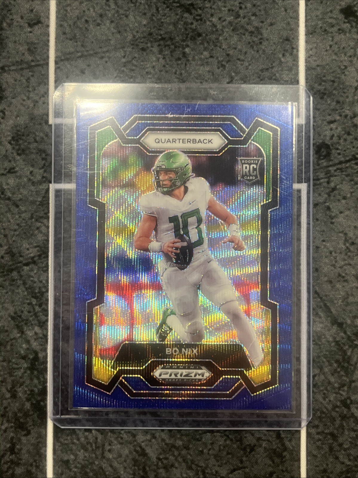 2024 Panini Prizm Draft Picks - Bo Nix #105 Blue Wave Prizm /249 (RC)