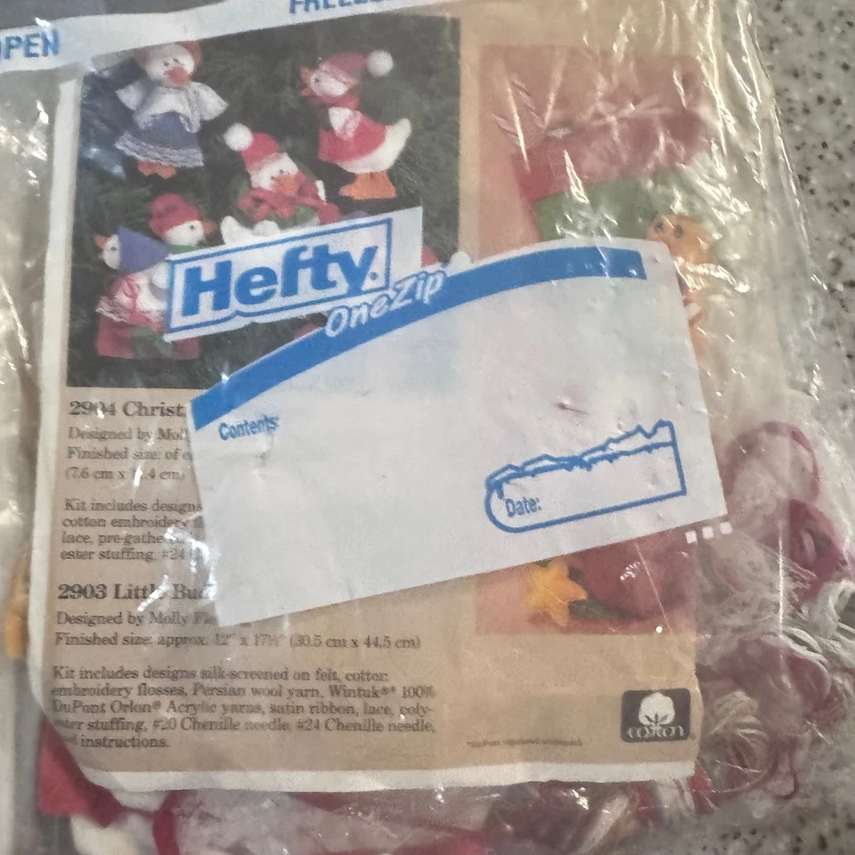 The Creative Circle Christmas Quackers & Little Buddies 3 Stocking Craft Kits - Image 3 of 4