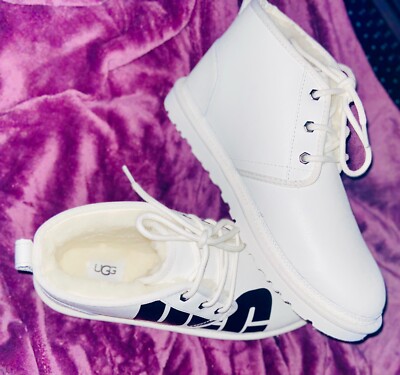 UGG Neumel Chopd Chukka Ankle Boot s-l400.jpg main image 2