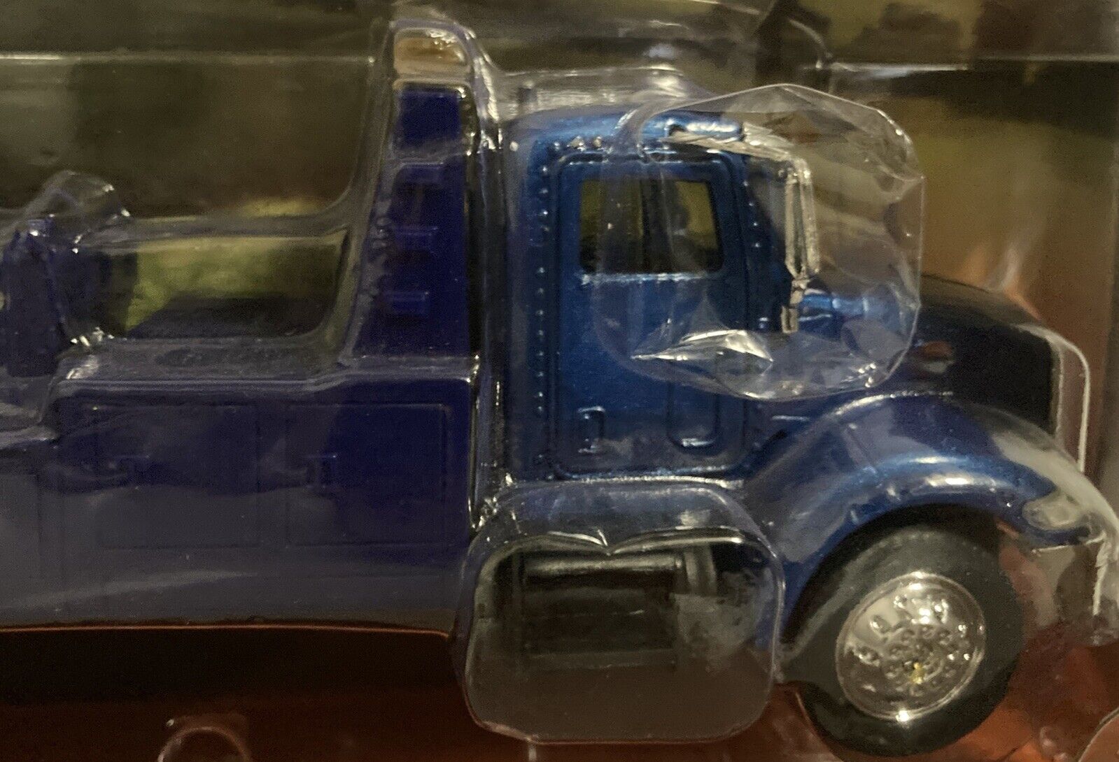 Picture 4 of 14