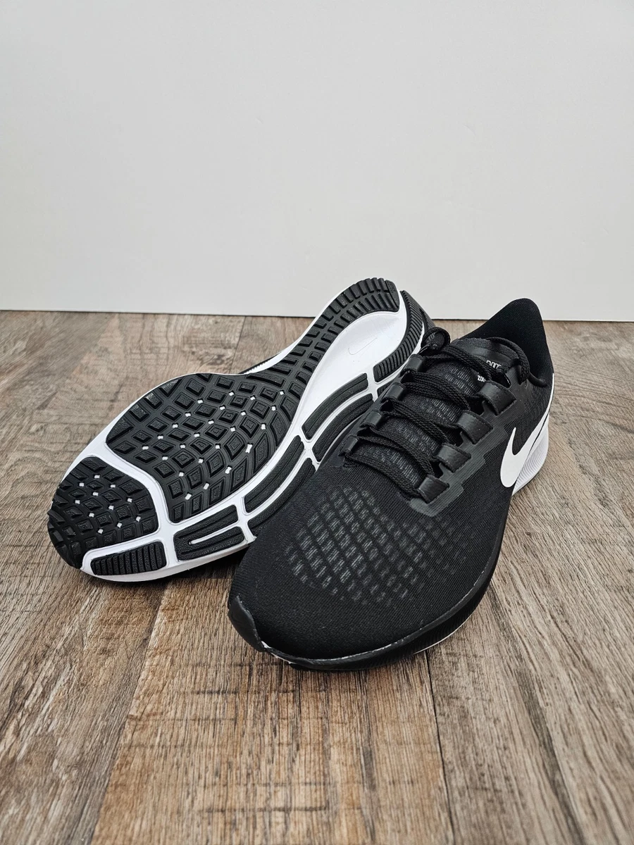 Nike trainers mens shop black and white