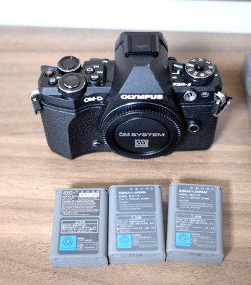 Olympus OM-D E-M5 Mark II Digital Camera Body Black Tested With 2 Batteries