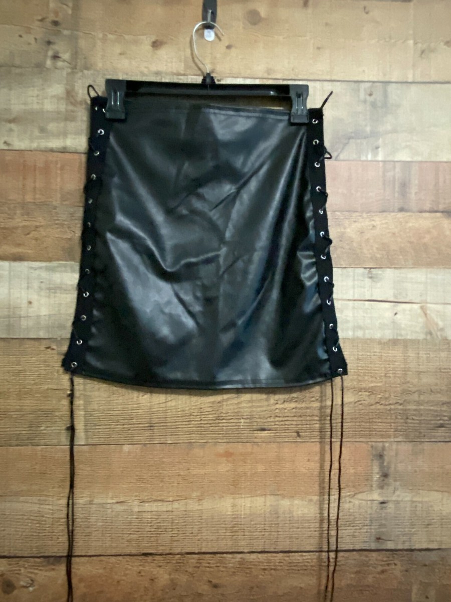 PrettyLittleThing Womens Size Faux Leather Lace Up Mini Skirt