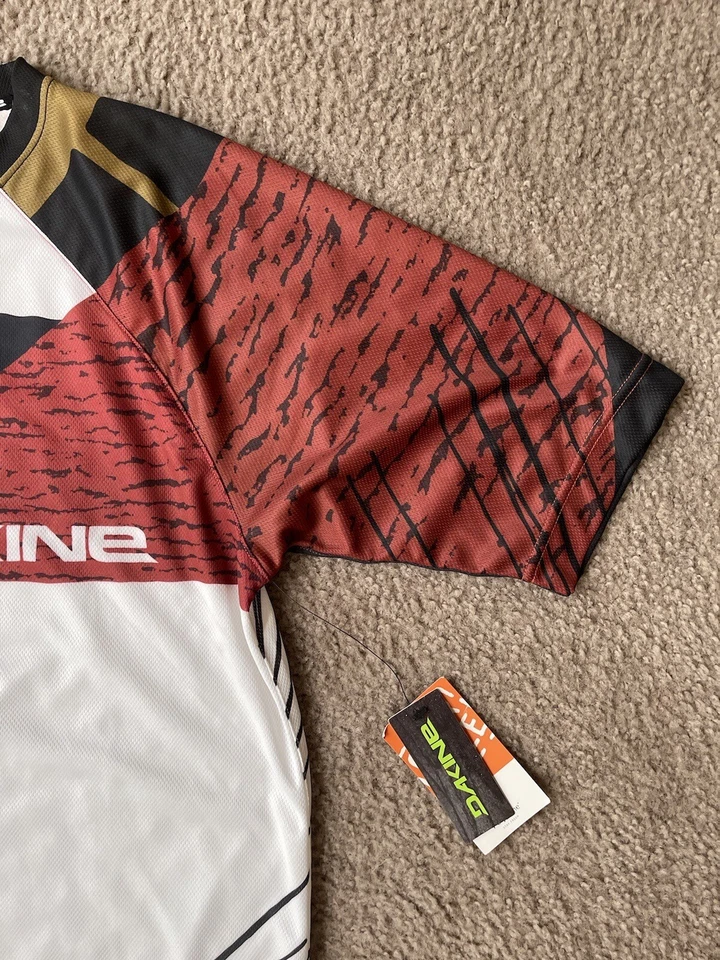 Camiseta Dakine Thrillium SS Manga Corta Roja Camisa de Carreras Mediana Bicicleta Ciclismo de Carretera Foto 3 de 4