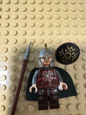 LEGO LOTR Eomer Minifigure Rohan Riders With Gilded Helmet And Shield