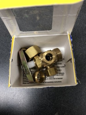 Brasscraft R1701LRX 1/2 in. FIP x 3/8 in. O.D. Compression Dual Outlet Valve