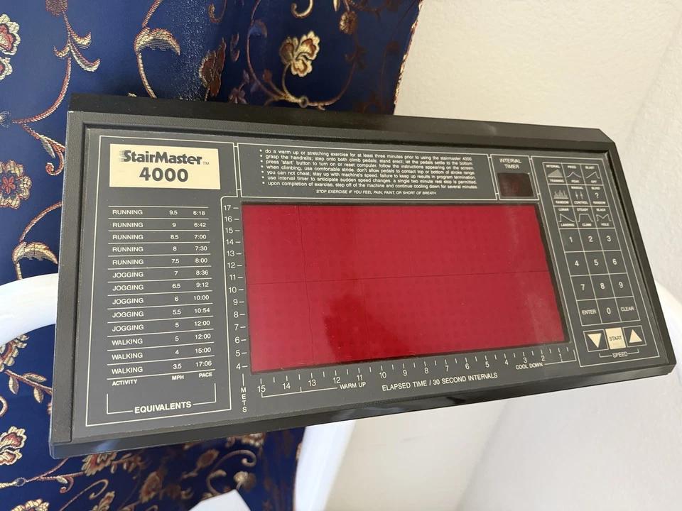 Stairmaster 4000PT Professional Commercial Stepper - Image 2 of 4