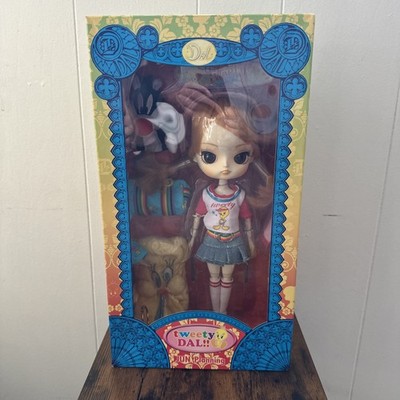Brand New HTF NRFB Tweety DAL Doll F-318 Jun Planning 2008