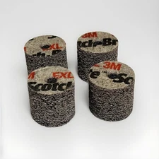 (4) 3M Scotch-Brite EXL 1” x 1” x 3/16” Unitized Deburring Wheel 6S Fine, 15859