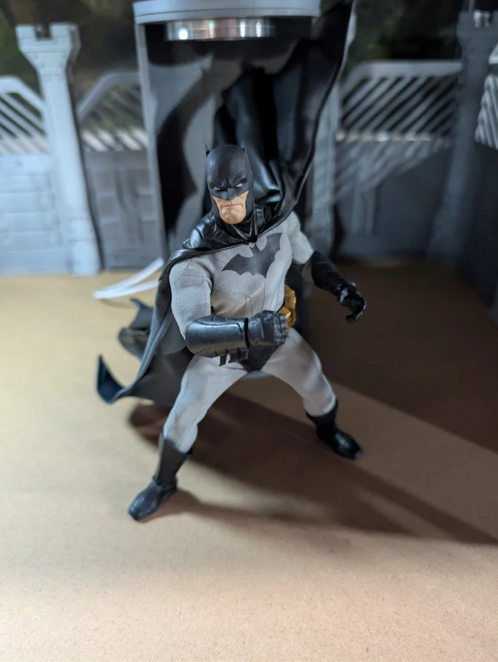 Mezco One 12 Заказной Грег Капулло Вдохновленный Бэтменом И 3D Напечатанный Костюм Камера. - Изображение 2 из 4