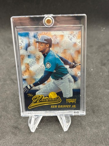 Ken Griffey Jr. [Artist's Proof] #61 1996 Pinnacle Starburst card