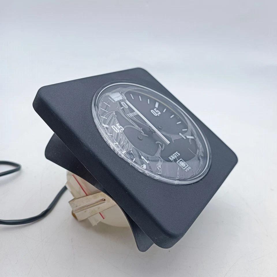 Pantalla de recorte VDO -1 +1 nudos calibre analógico 12 V velero Volvo Penta Foto 2 de 4