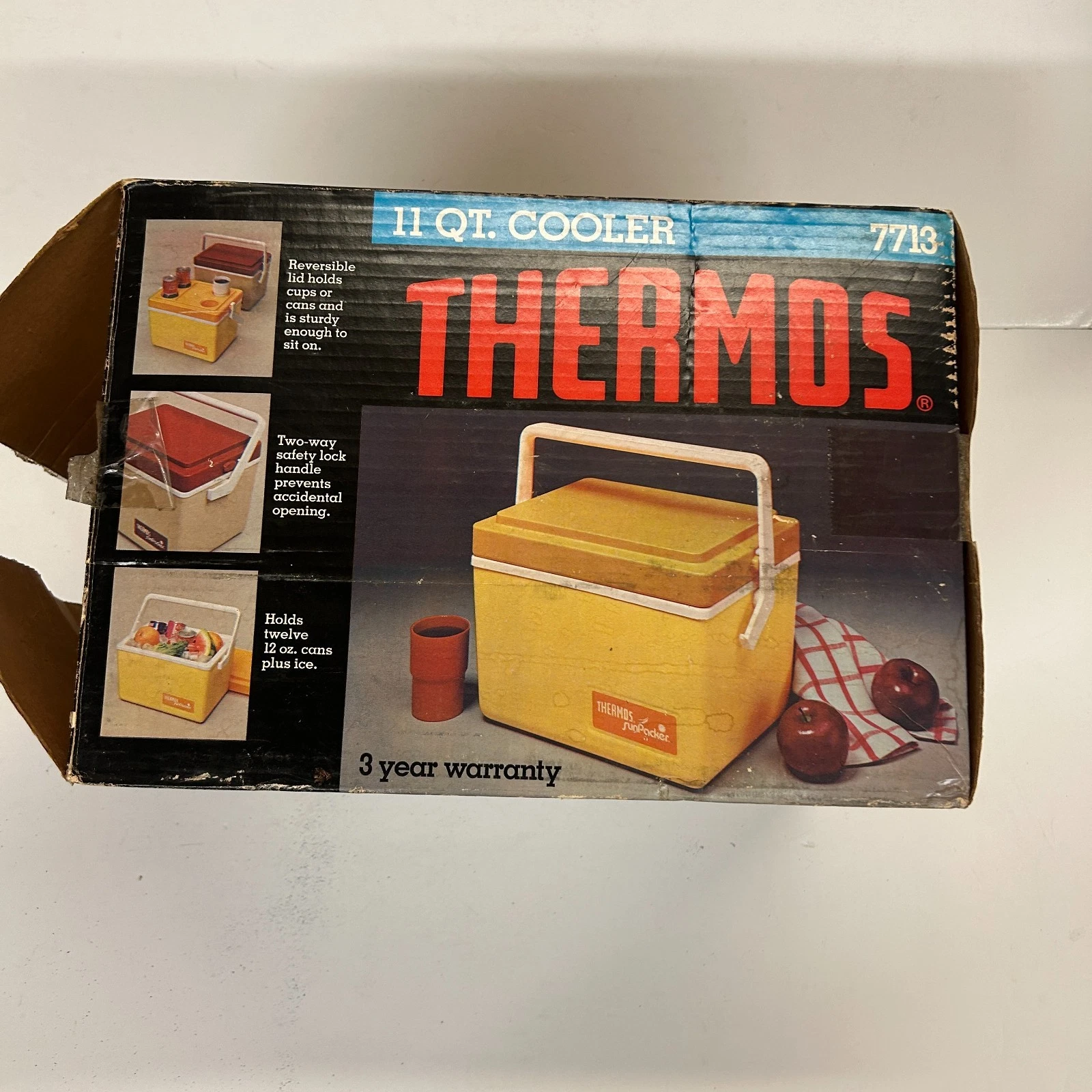 Vintage Thermos Sunpacker 11 Quart Cooler 4 Cupholders Maroon Tan Model 7713/10A