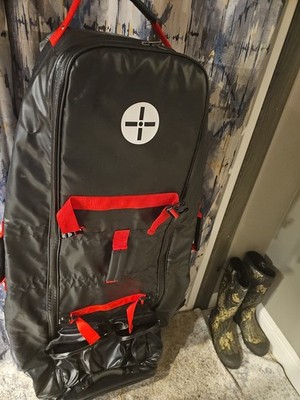 Big Max Dri Design Golf Travel Bag BlackRED Used