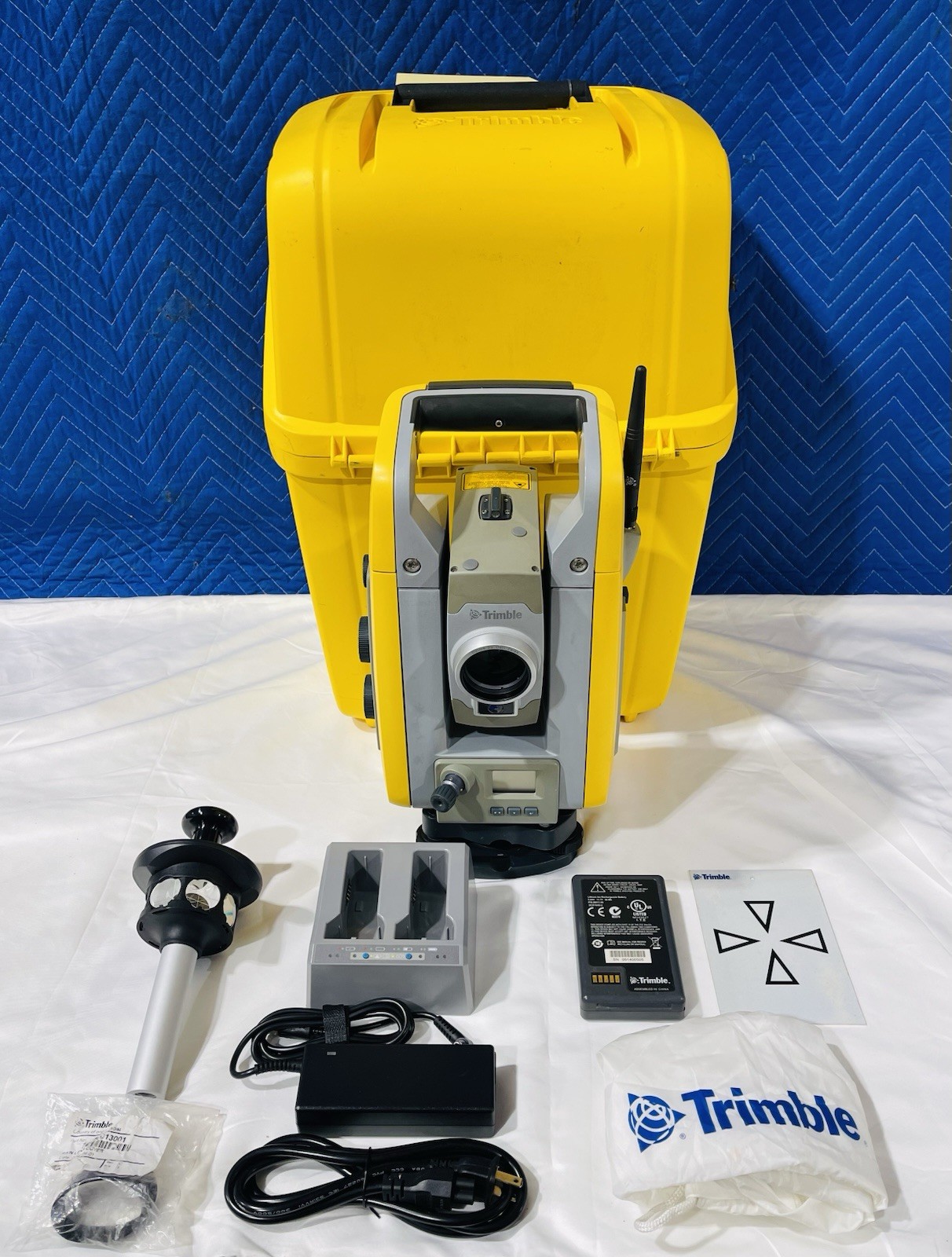 Trimble S6 3” Sec DR300+ Robotic Total Station Calibrated